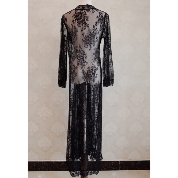 Gorgeous Long Black Lace Beach Robe Cover Up - Picture 11 of 16